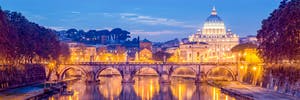 Rom nach dem Einsetzen der Dunkelheit: Entdecken Sie den Charme der ewigen Stadt im Licht des Mondes