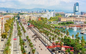 Besuchen Sie Barcelona im August ist ein detaillierter Leitfaden