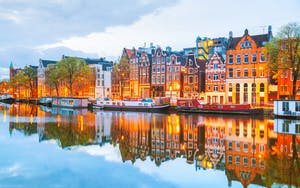 Ein Besuch in Amsterdam im Juni ist ein detaillierter Leitfaden