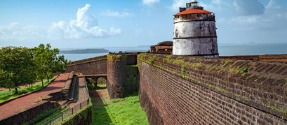 Fort Aguada: Majestätisches Fort in Goa mit atemberaubender Aussicht