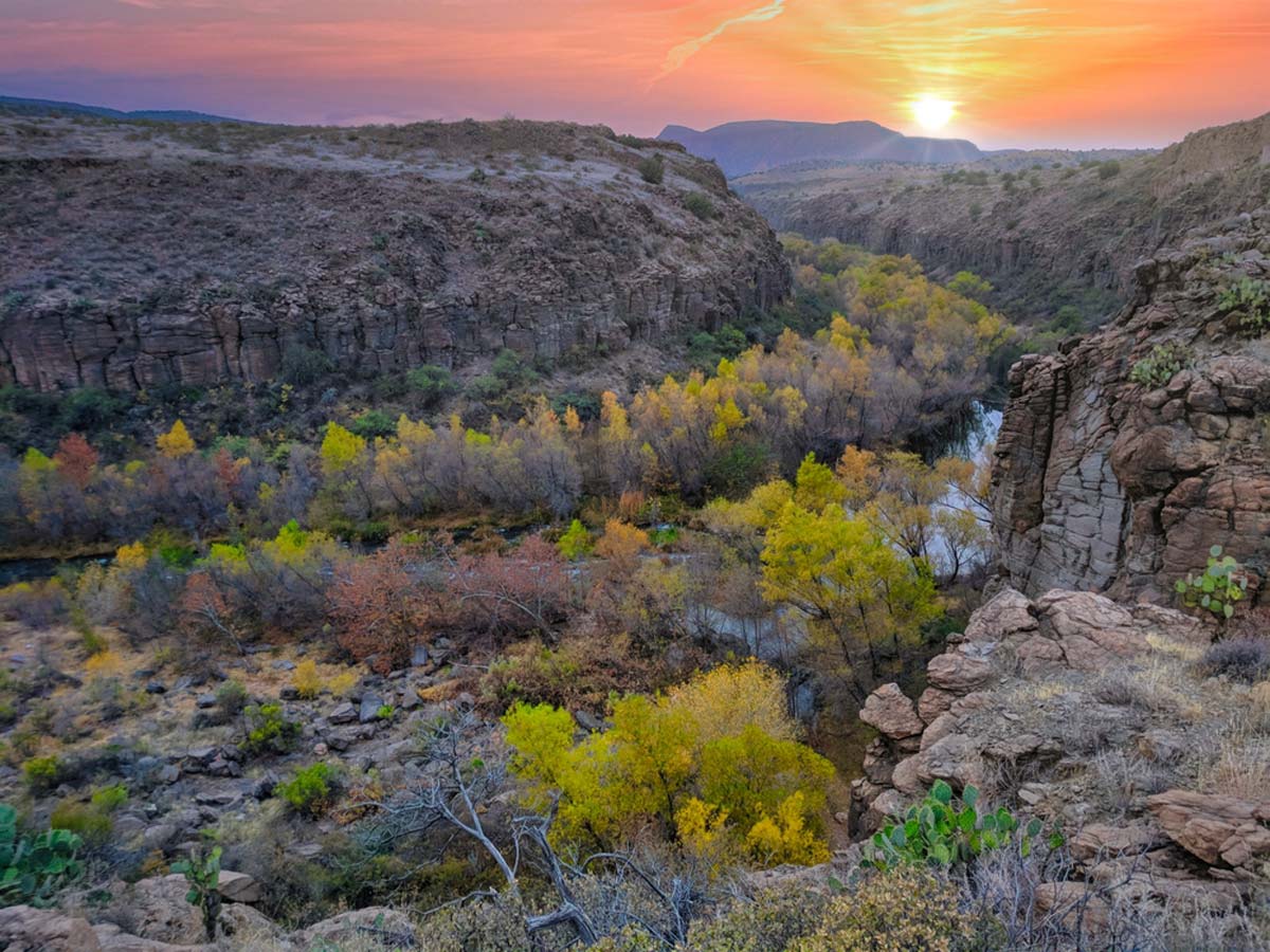 Arizona Valley Verde Scream Sunset