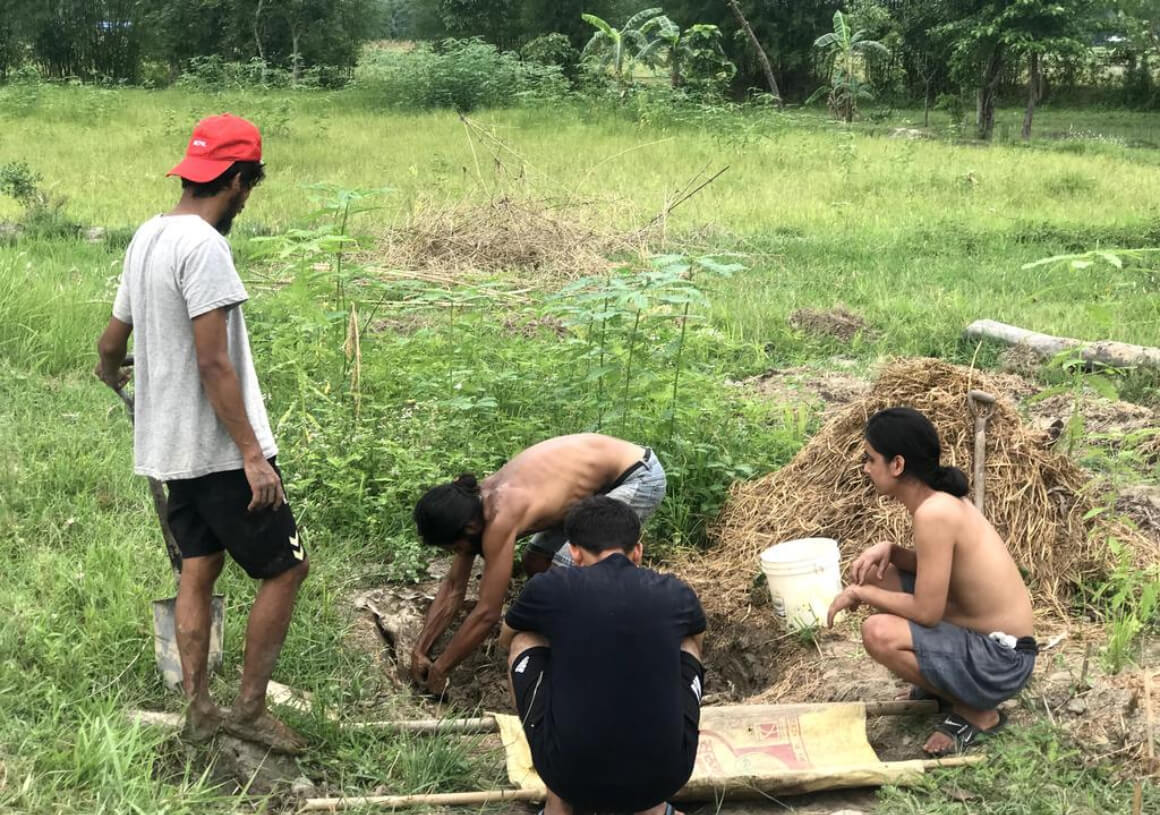 Hilfe bei der ökologischen landwirtschaftlichen Produktion in Nepal