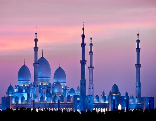 Abu Dhabi ist im Wesentlichen Aladdin trifft Bladerunner.
