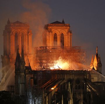 Feuer in der Kathedrale von Notre Dame in Paris